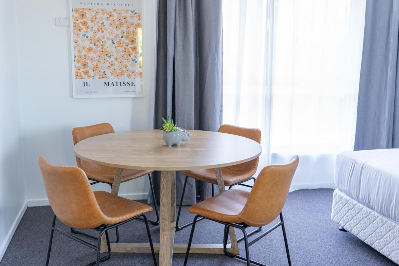 Gosford Palms Motor Inn Экстерьер фото