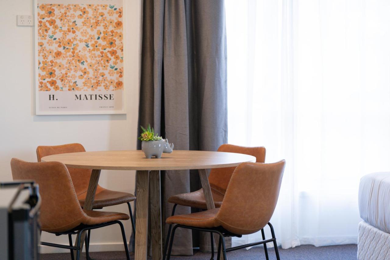 Gosford Palms Motor Inn Экстерьер фото