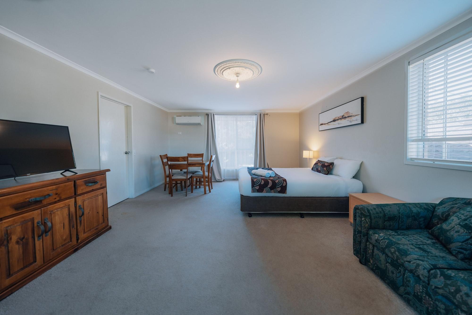 Gosford Palms Motor Inn Экстерьер фото